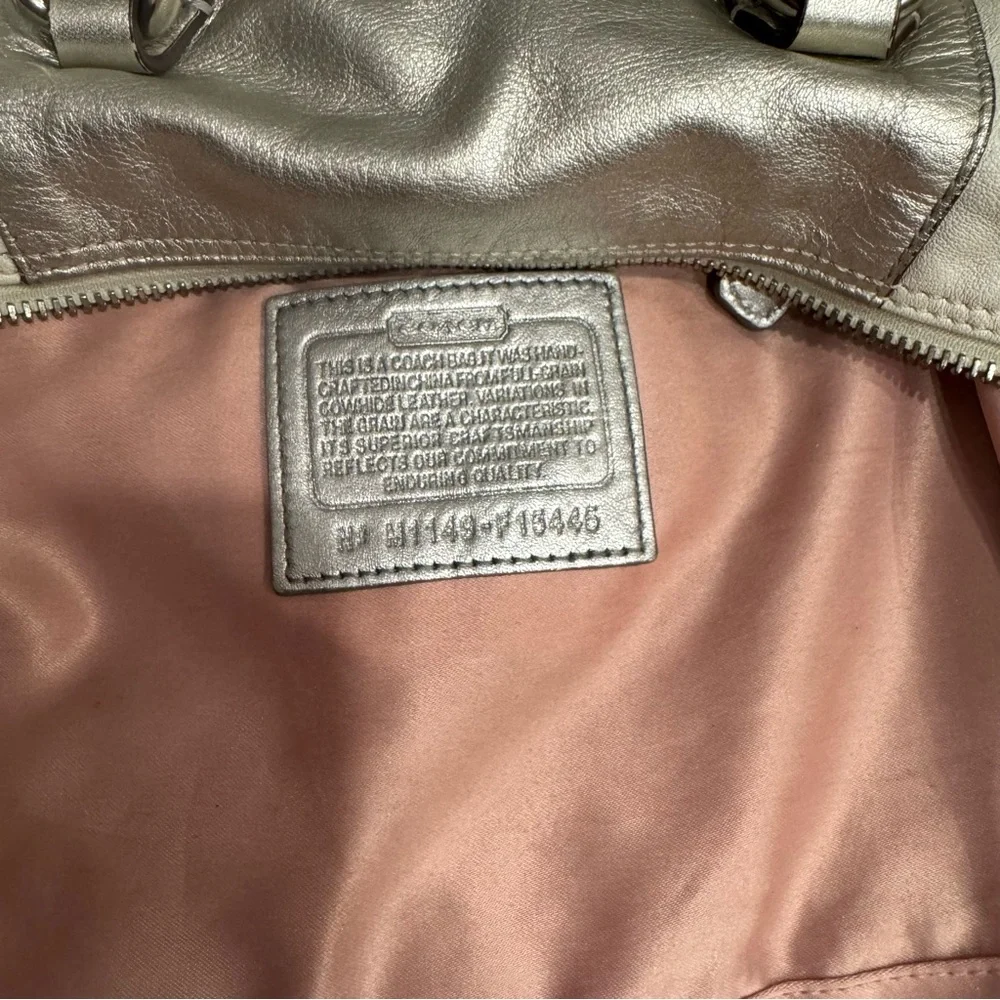 Coach Metallic Silver and Cream Satchel - excellent condition - Picture 6 of 16